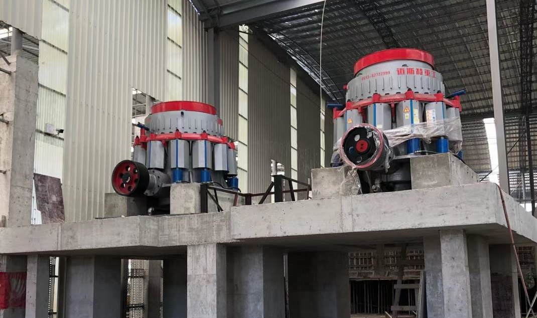 復合圓錐破碎機