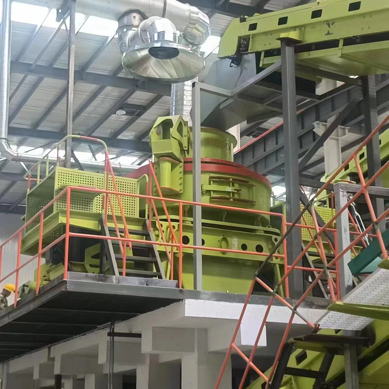 建筑垃圾固廢處理生產(chǎn)線現(xiàn)場(chǎng)